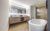 Handel Architects Aquatica PureScape 174B Wht Freestanding Acrylic Bathtub 05 (web)